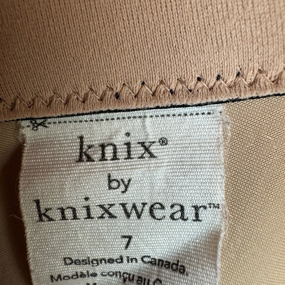 Knix reversible bra size 7 - Picture 2 of 3